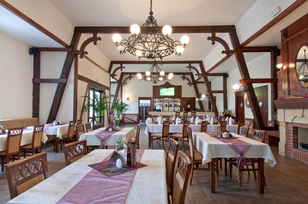 Hotel Grant Leszno  Ngoại thất bức ảnh